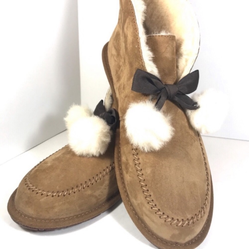 UGG Killian Pom Pom Slippers 11